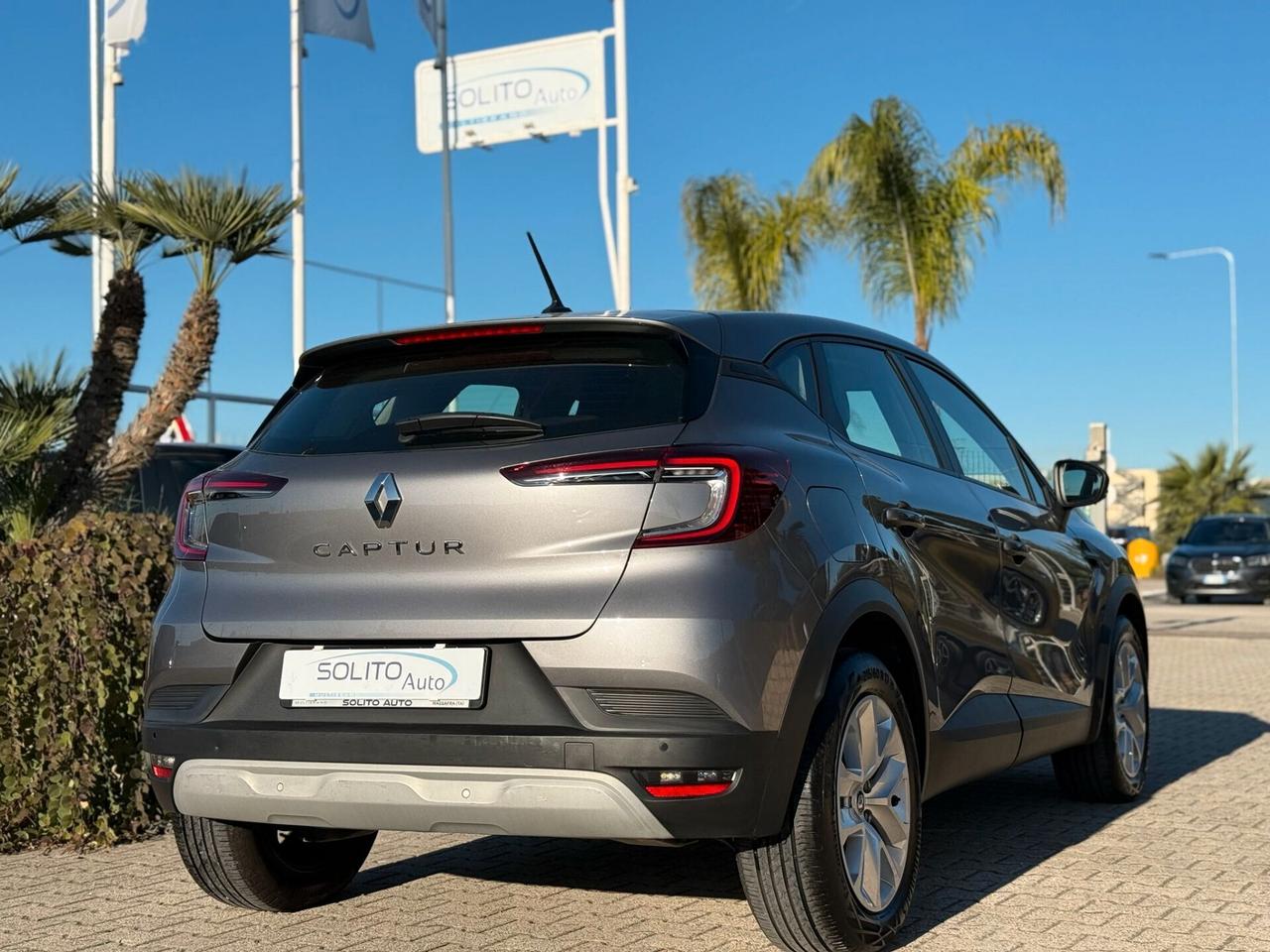 Captur TCe 100 CV GPL Equilibre N1 Autocarro Iva Esposta 2024