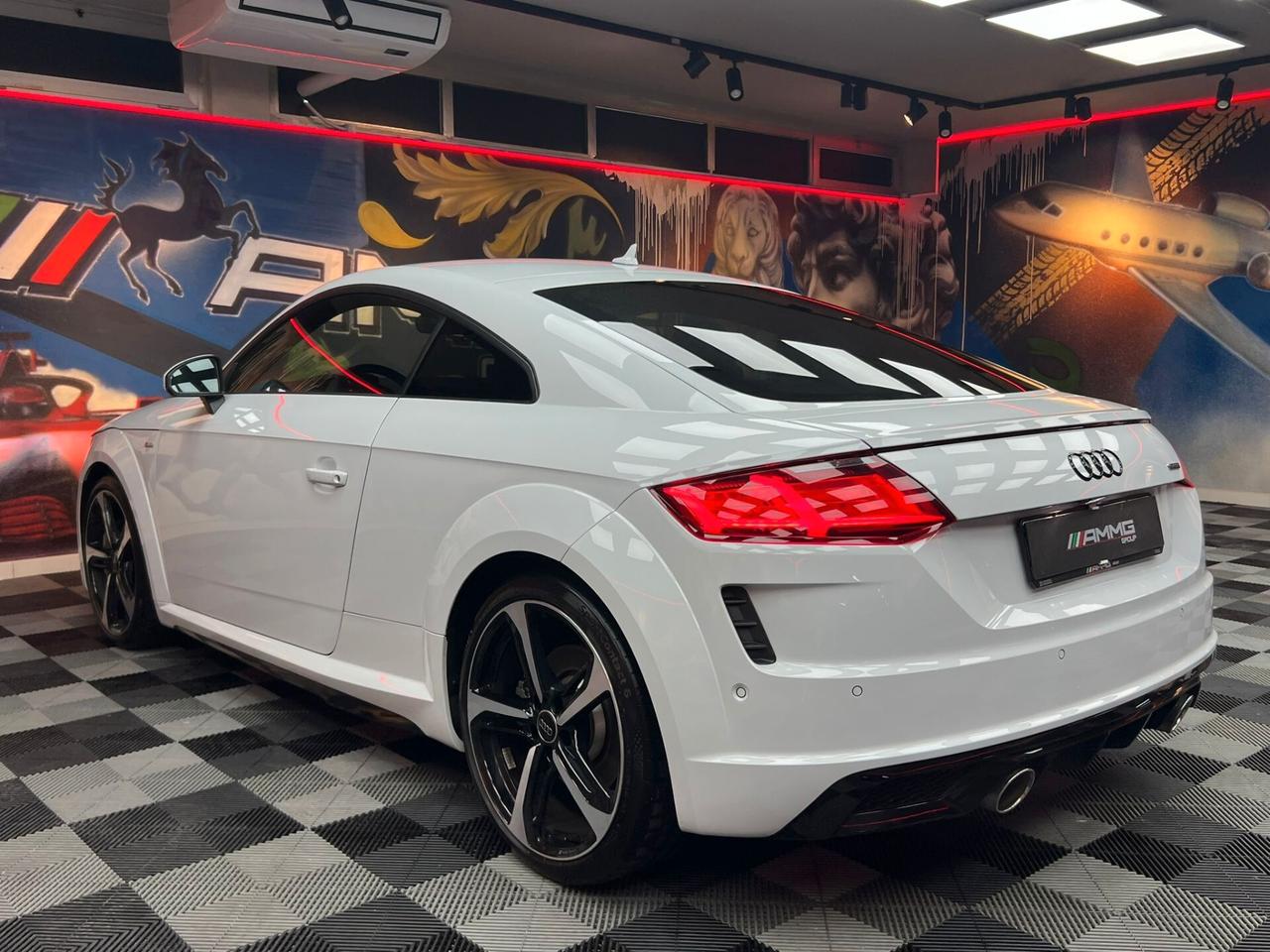 Audi TT Coupé 45 TFSI quattro S tronic (929)
