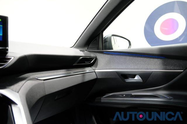 PEUGEOT 3008 HYBRID 300 E-EAT8 ALLURE PACK FULL LED