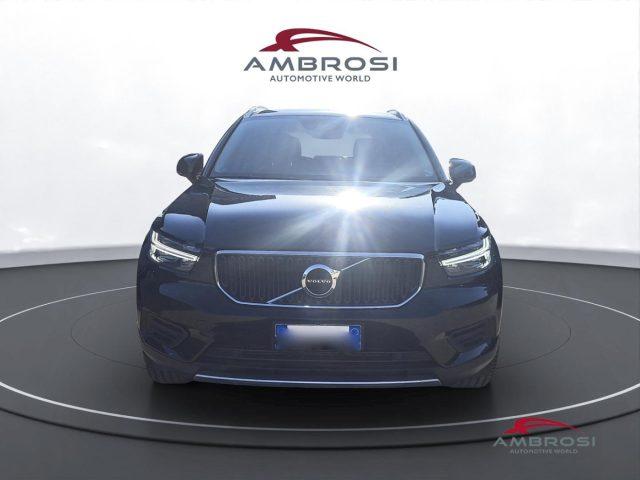 VOLVO XC40 D3 Business Plus - AUTOCARRO N1
