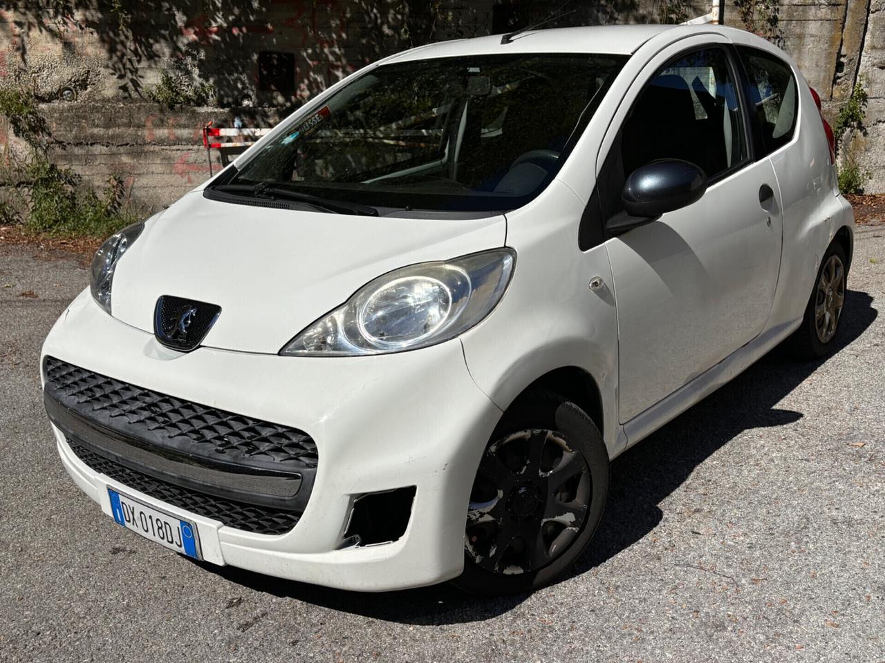 Peugeot 107 1.0 68CV 3p. Desir adatta per neopatentati