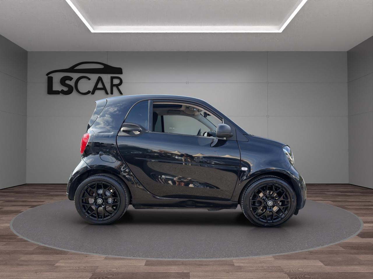 Smart fortwo coupe Fortwo 0.9 t Passion 90cv - Navigatore - Retrocamera - Cerchi 16" - Tetto Panoramico