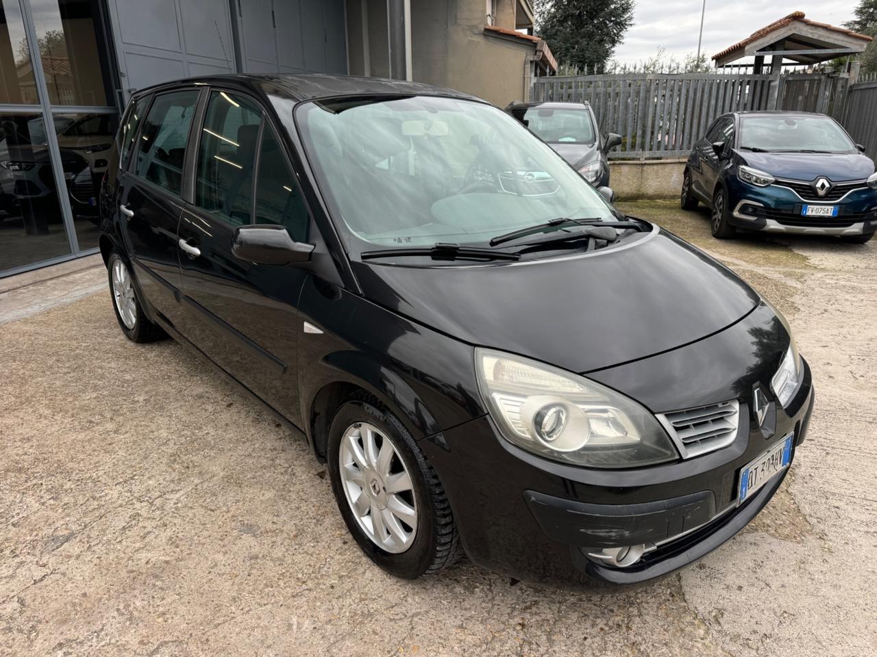 Renault Scenic 1.9 dCi 130CV Dynamique