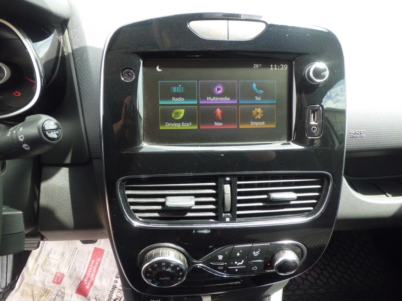 Renault Clio dCi 8V 90 CV 5 porte Moschino Intens