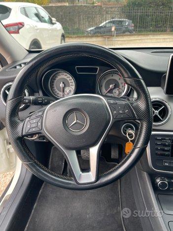 Mercedes-benz GLA 220 CDI Automatic Sport camera pelle AMG CRUISE MULTIFUNZIONE XENON
