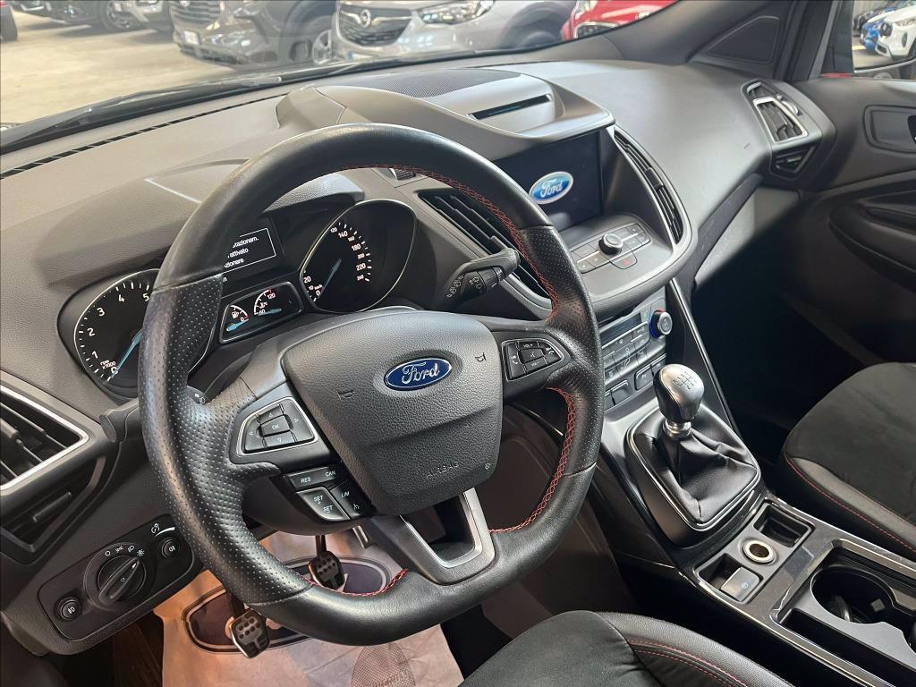 FORD Kuga 1.5 ecoboost ST-Line s&s 2wd 120cv del 2019