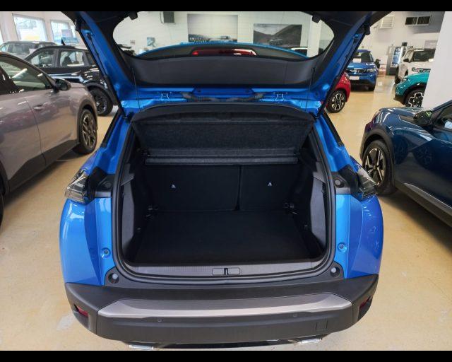 PEUGEOT 2008 1.2 hybrid Style 136cv e-dcs6