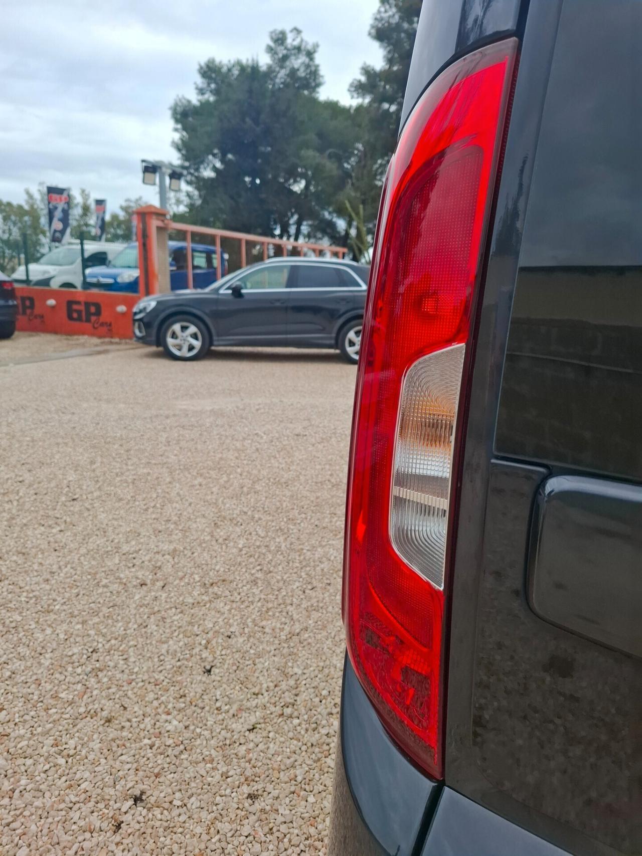 Fiat Doblò 1.6 M-jet-7Posti-Gancio- Automatico