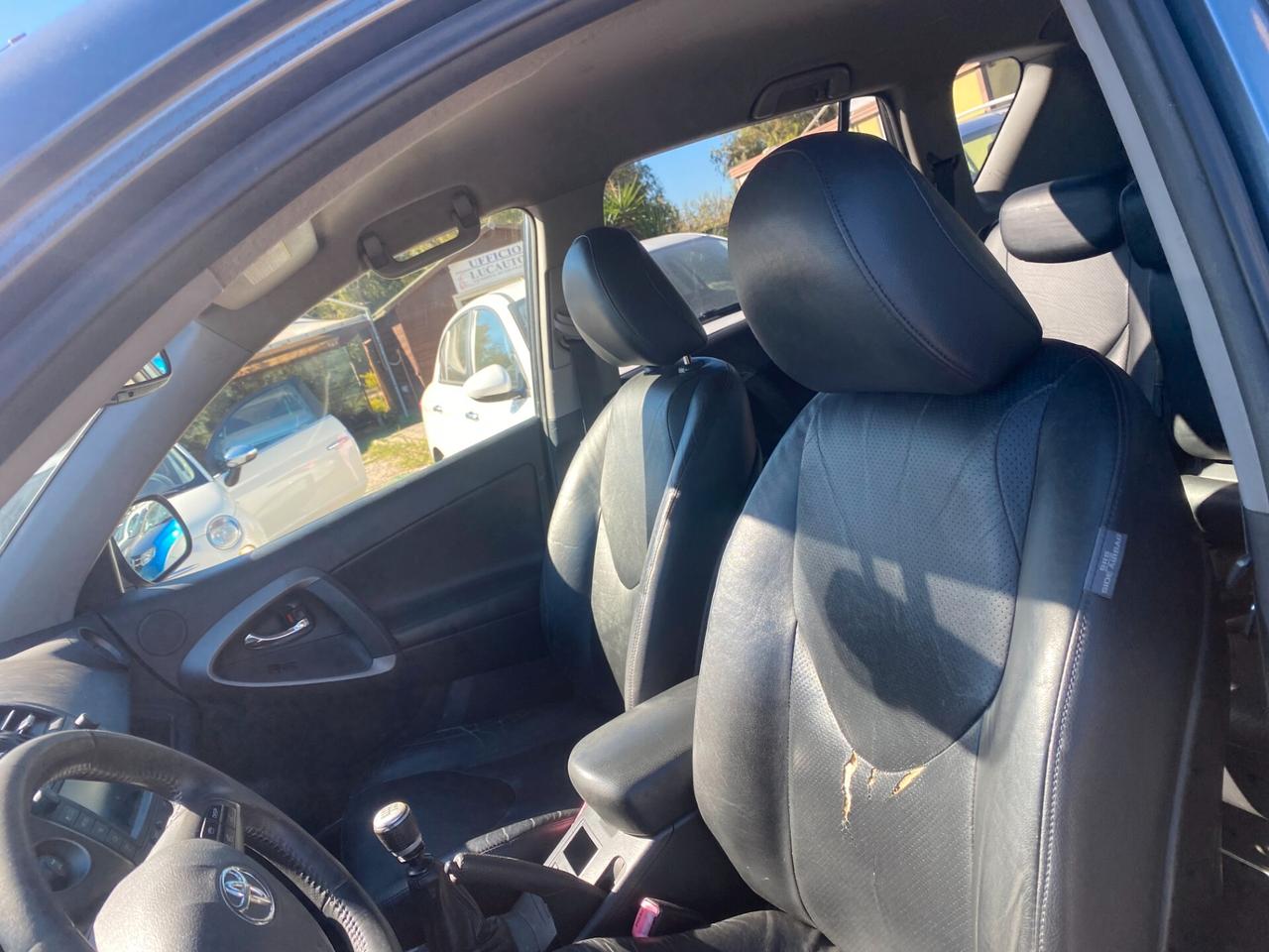 TOYOTA RAV4 2.2 150CV 4X4 ANNO 2009 LUXURY