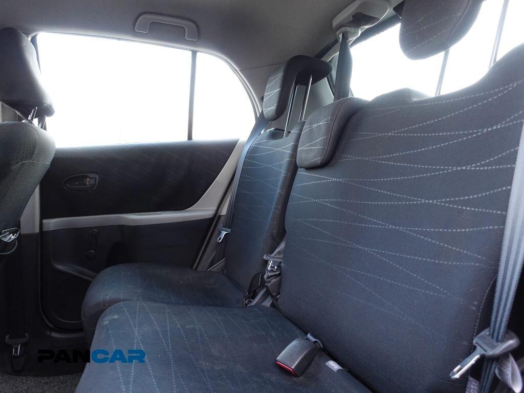 Toyota Yaris 1.0 5 porte Sol