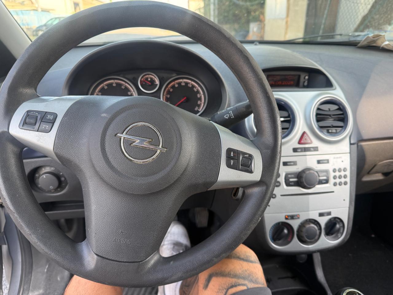 Opel Corsa 1.2 5 porte Easytronic Enjoy