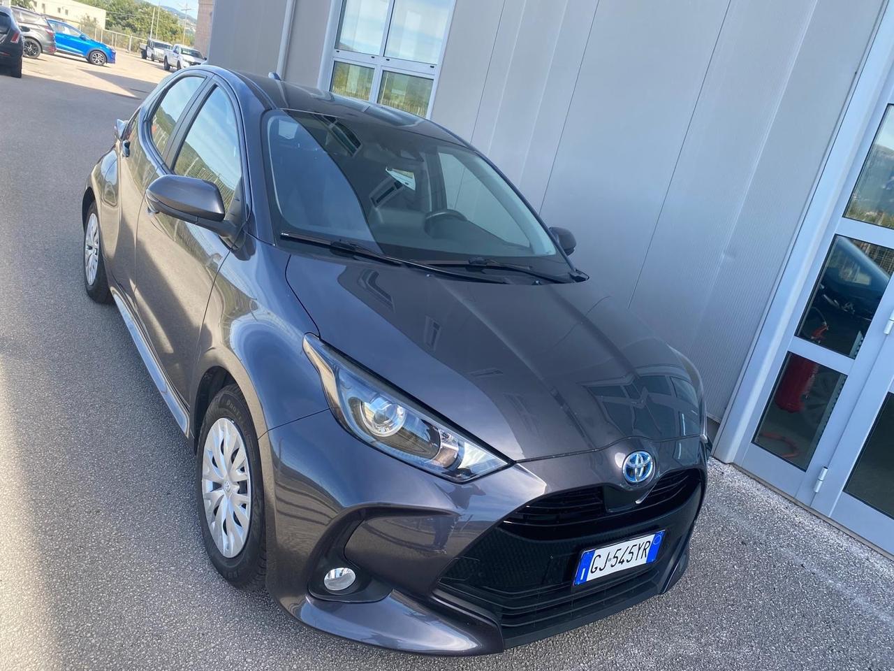 Toyota Yaris 1.5 Hybrid 5 porte Business