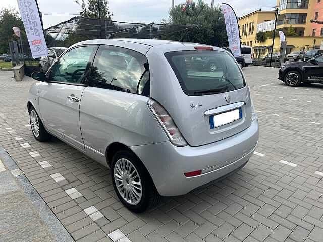 Lancia Ypsilon 1.2 Oro Giallo