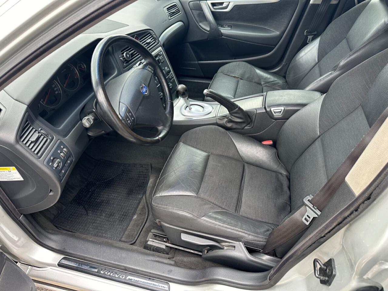 Volvo V70 2.4 D 20V (163CV) cat Momentum