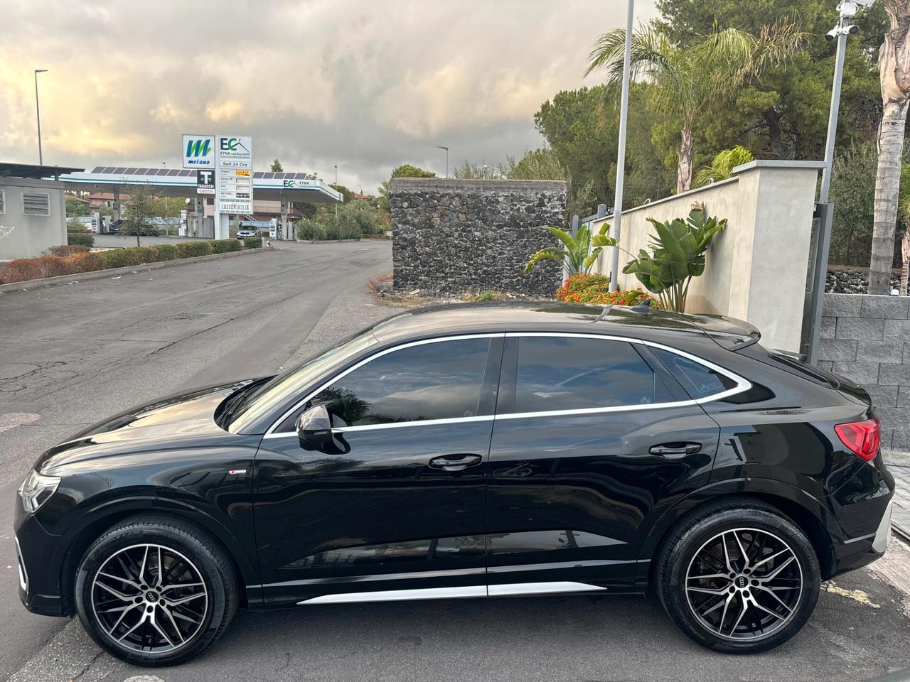 Audi Q3 40 TDI quattro S tronic S line edition