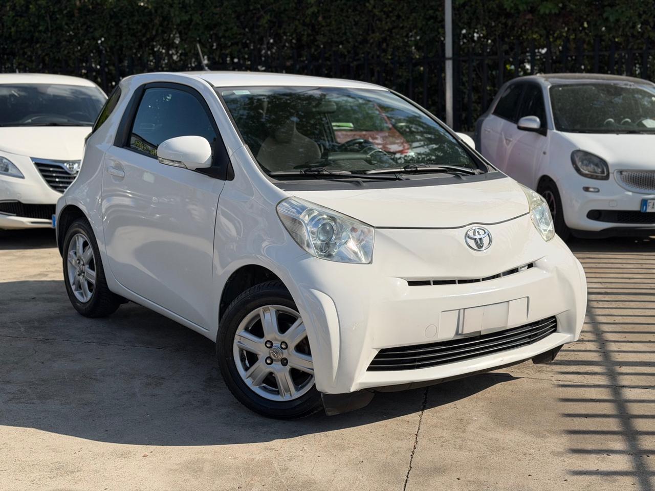 Toyota iQ 1.0 Sol