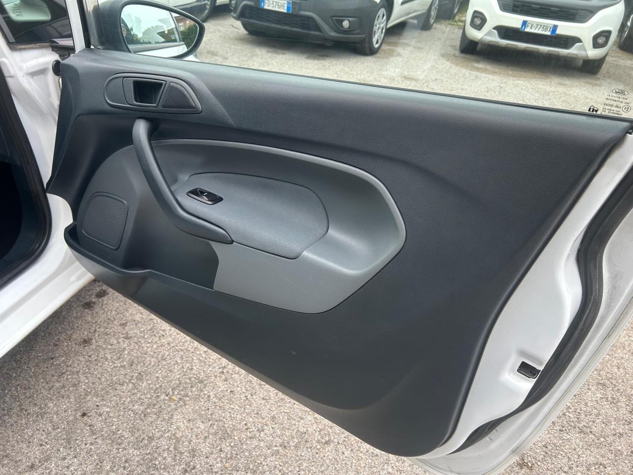 Ford Fiesta 1.4 TDCi 68CV 3 porte Van N1