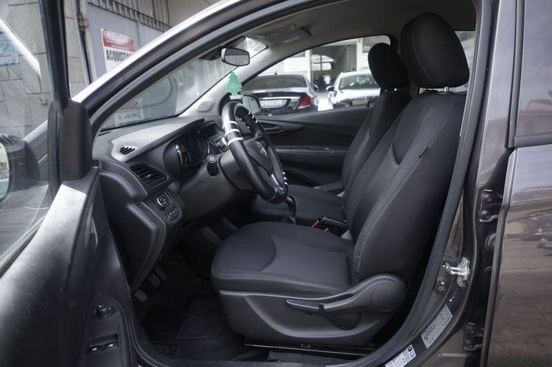 Opel Karl Opel Karl 1.0 73CV GPL Innovation 55KW ANNO 2016