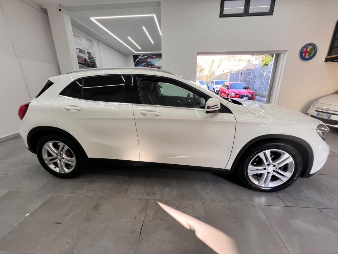 Mercedes GLA 200 CDI (d) Automatic 4Matic Sport 2015