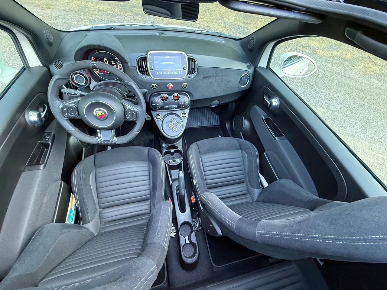 Abarth 595 C 1.4 Turbo T-Jet 180 CV