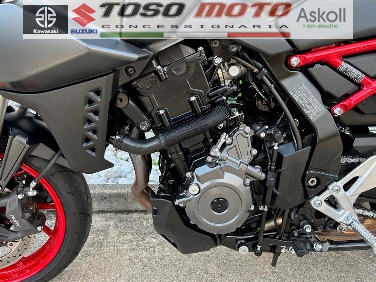 Suzuki GSX-8S