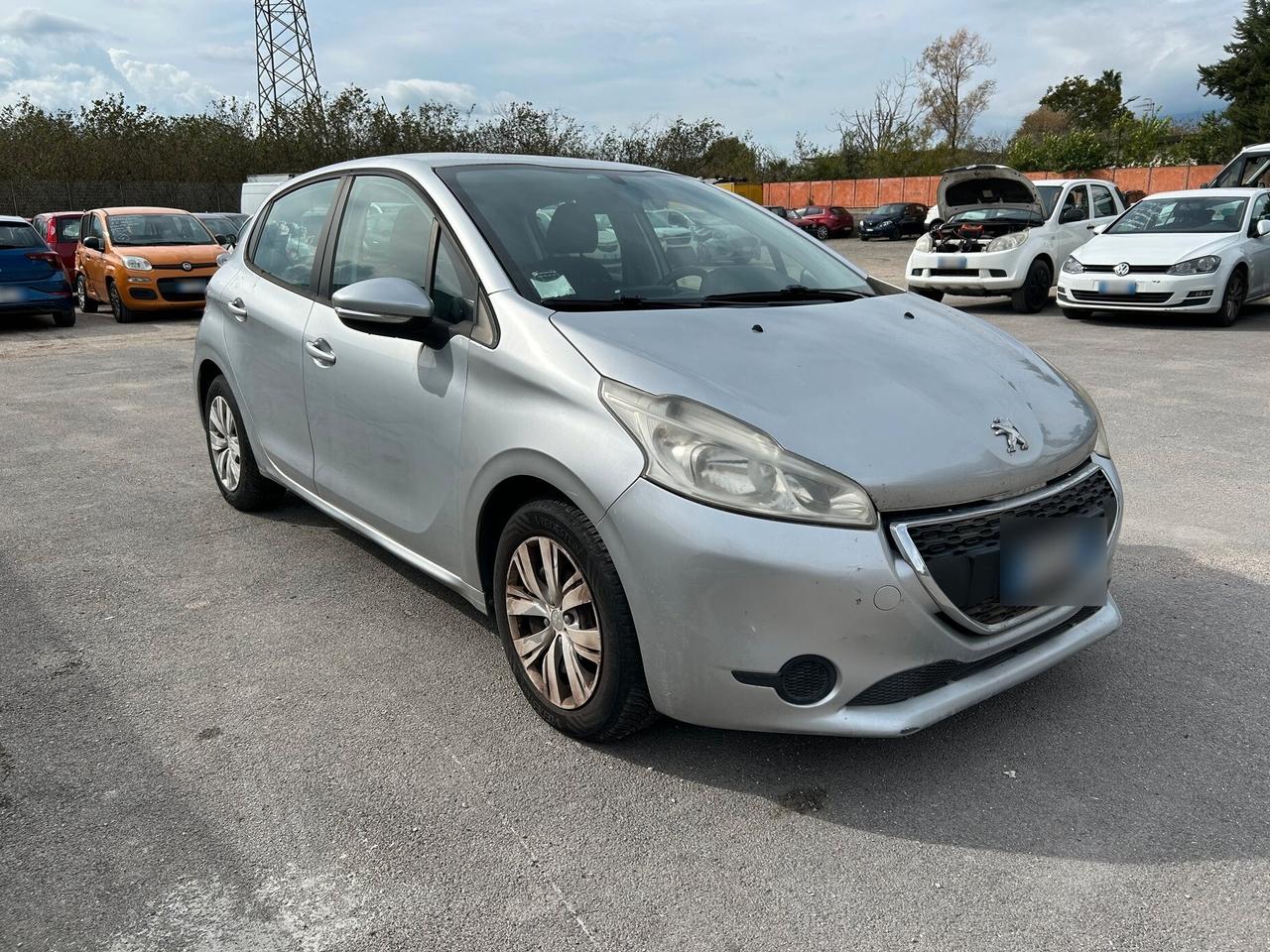 Peugeot 208 1.2 VTi 82CV - 2013 Motore Rotto