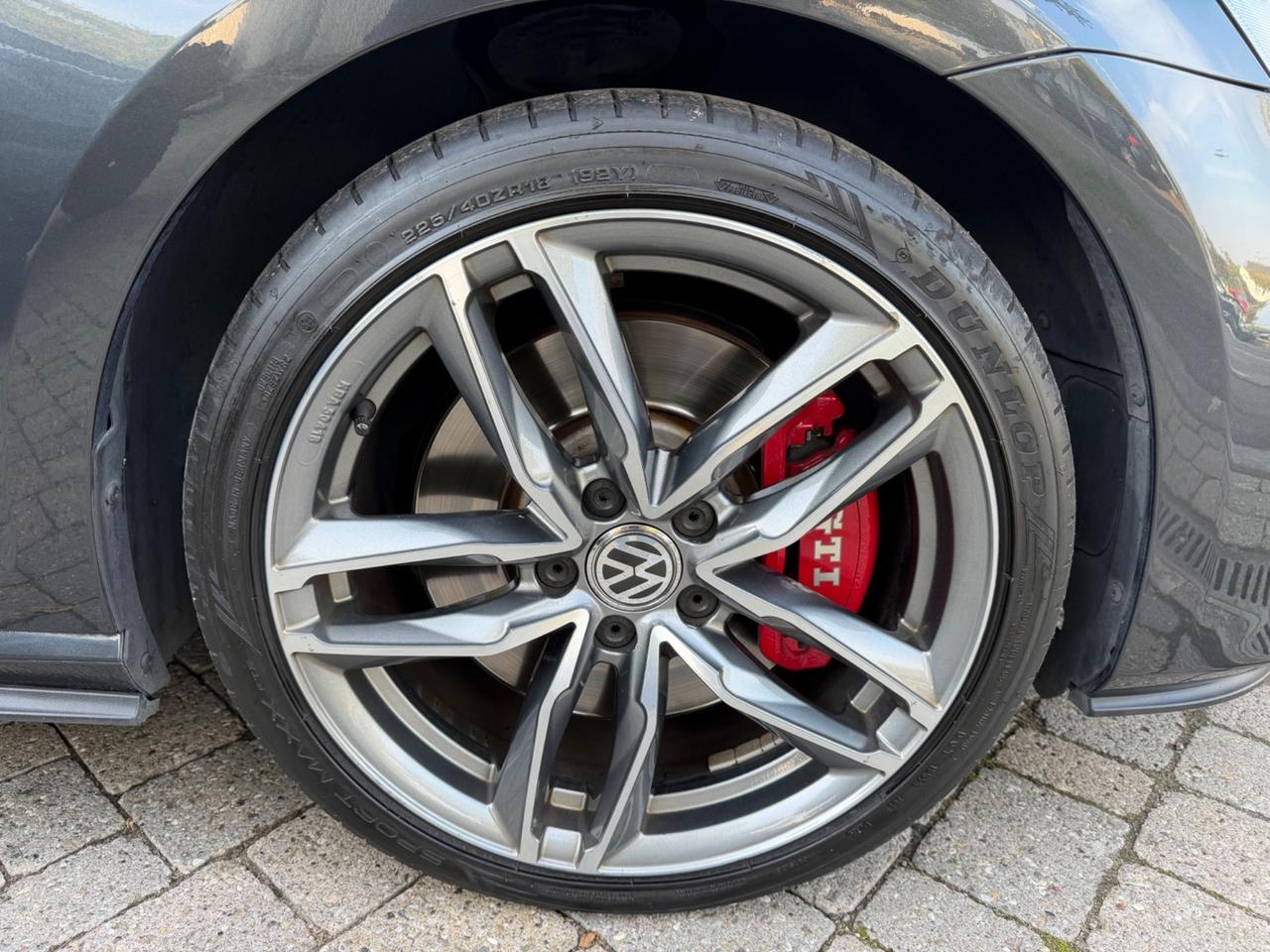 Volkswagen Golf GTI Performance 2.0 TSI DSG 5p. BlueMotion Technology