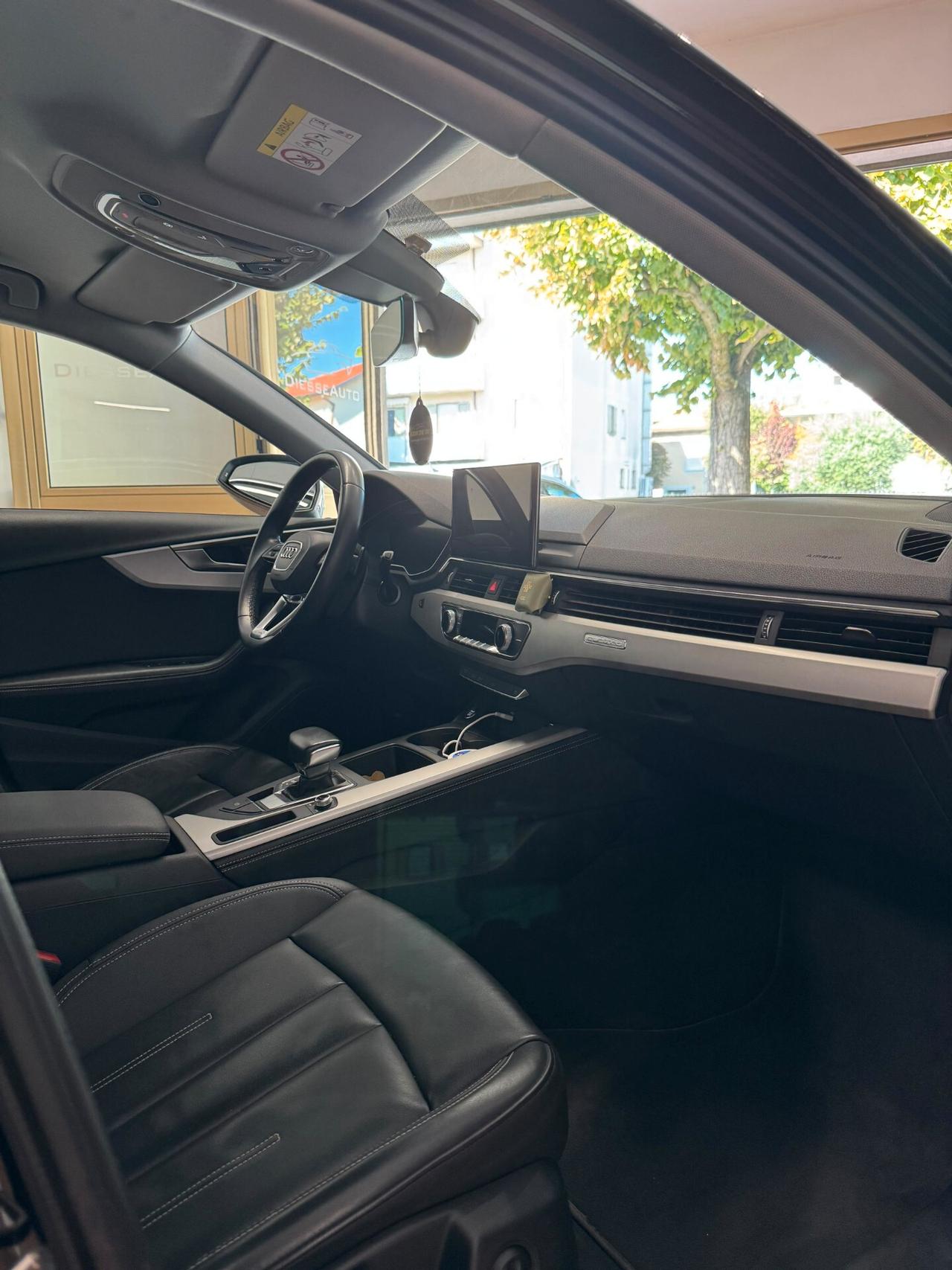 Audi A4 Avant 40 TDI quattro S tronic Business Advanced