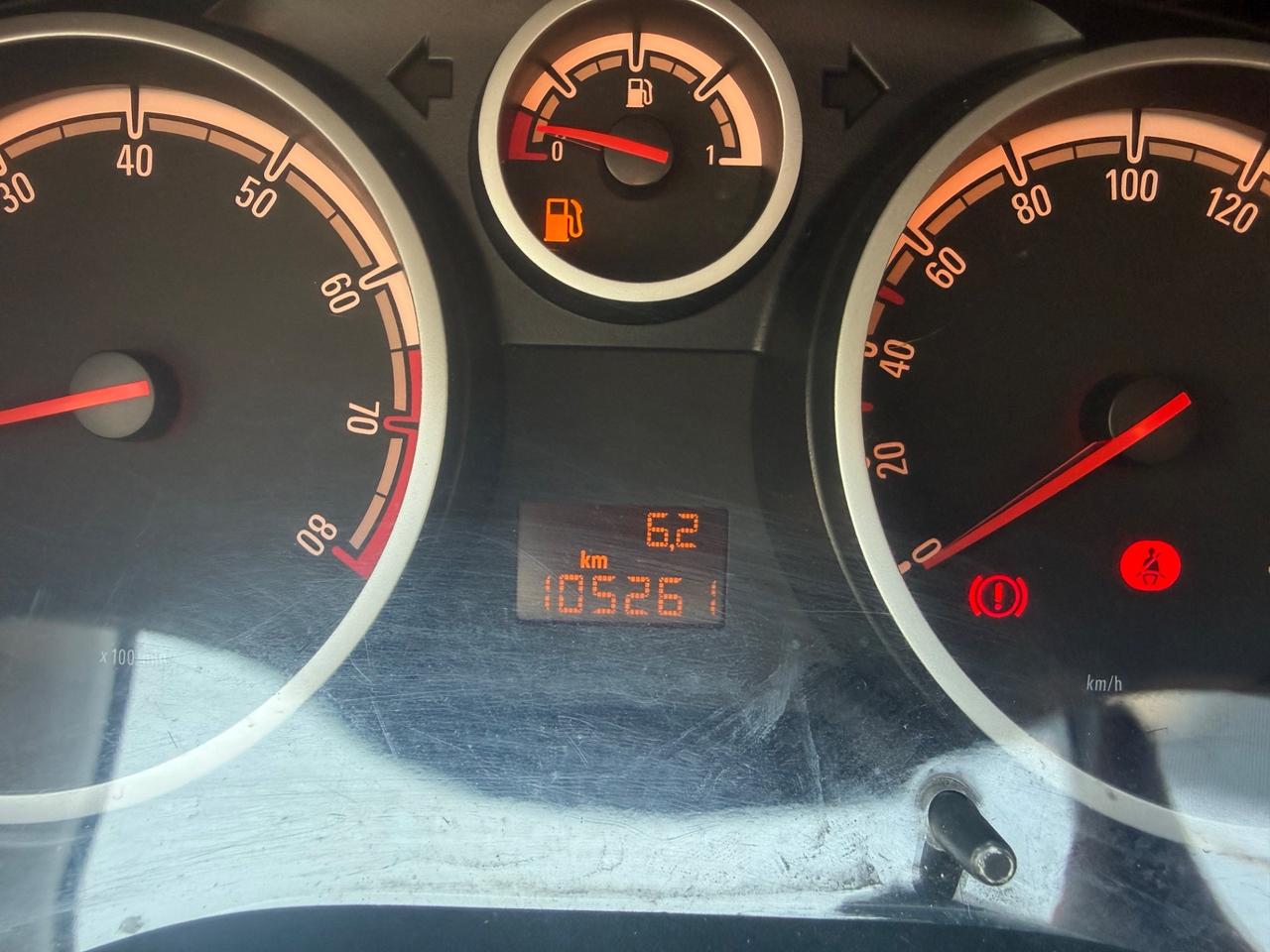 Opel Corsa 1.2 5 porte Club
