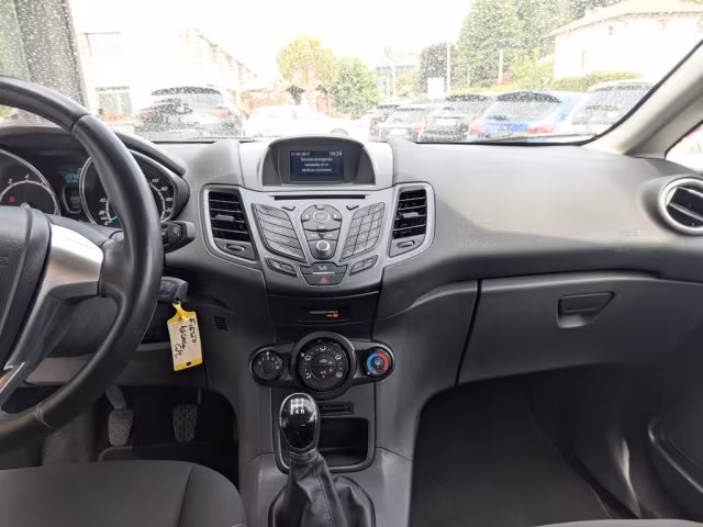 FORD Fiesta 1.4 5p. Bz.- GPL Titanium