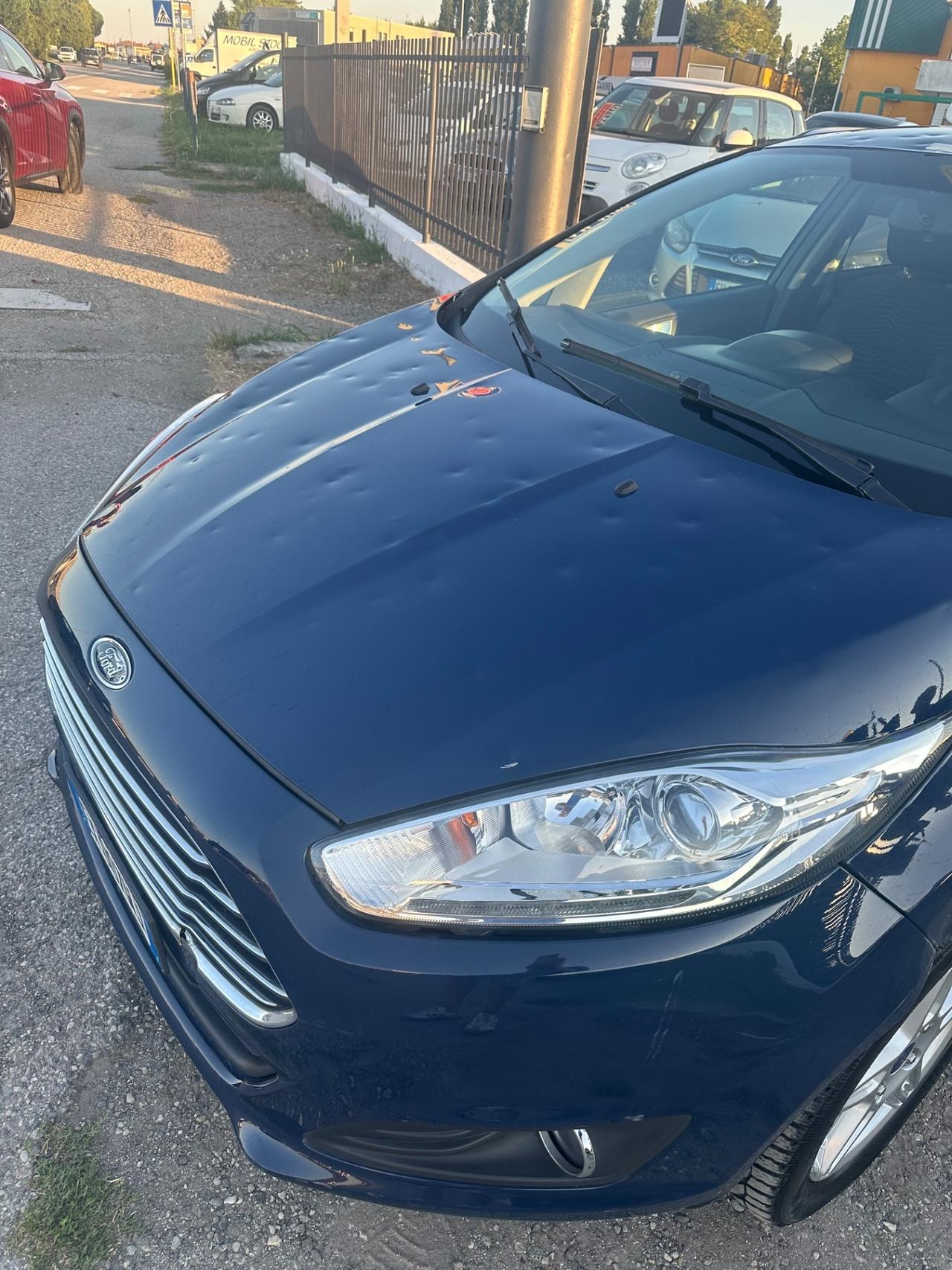 Ford Fiesta 1.2 60CV 5 porte Titanium