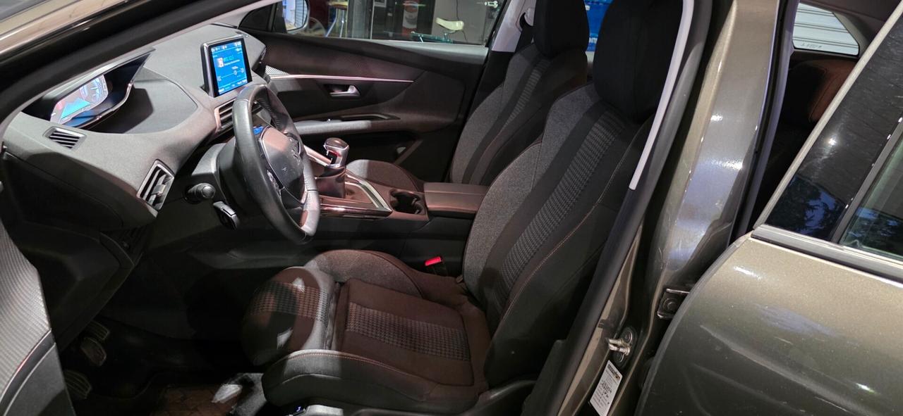 Peugeot 3008 BlueHDi 130 cv Active IVA ESPOSTA