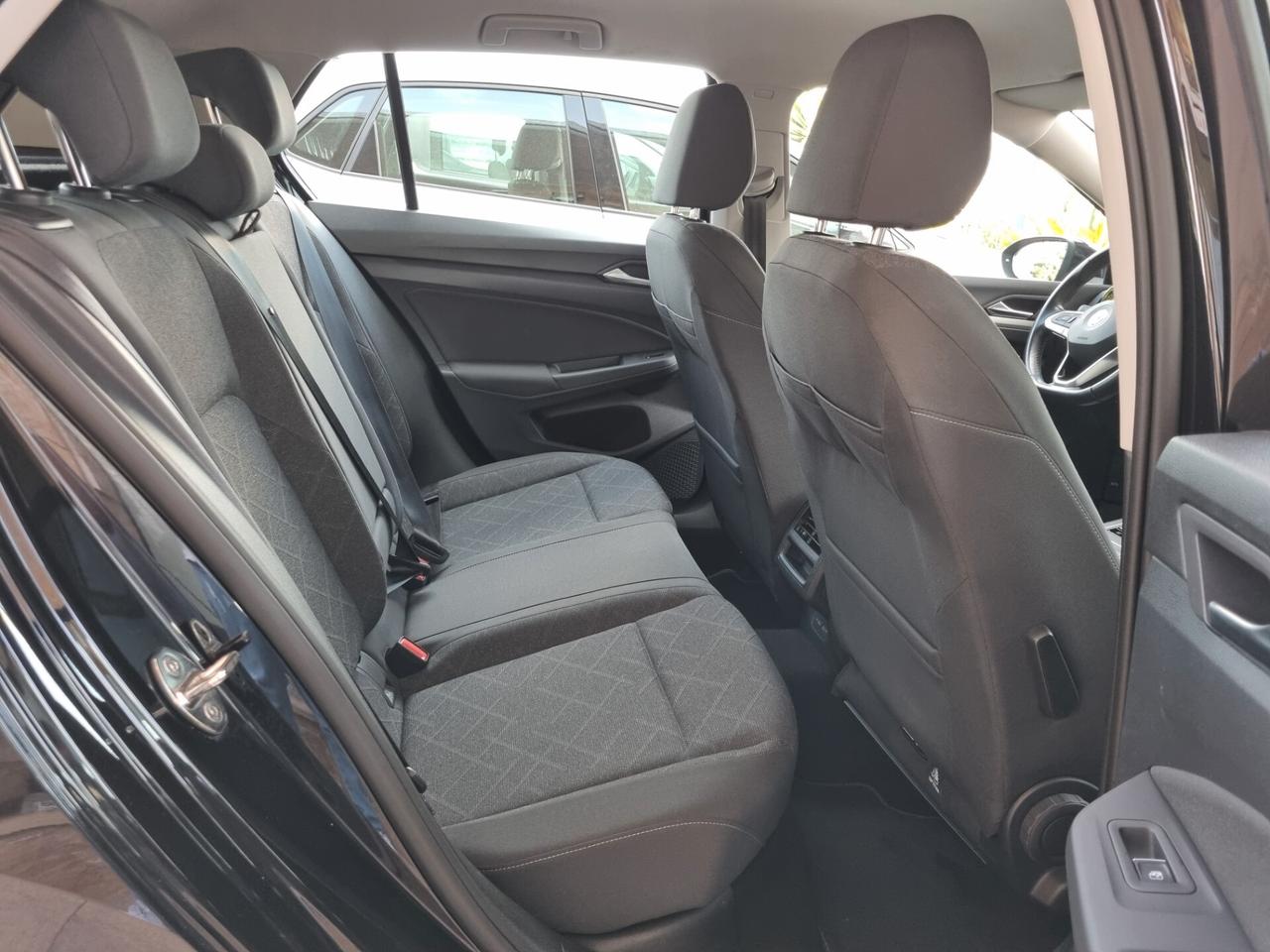 Volkswagen Golf VIII 2020 1.0 etsi evo Life 110cv dsg