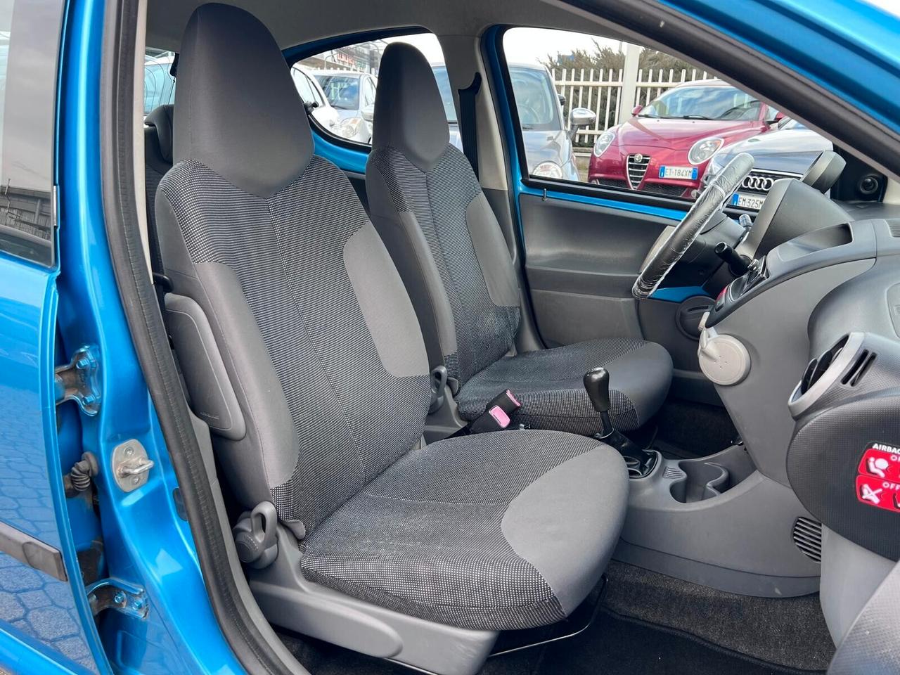 Peugeot 107 1.0 68CV 5p. Sweet Years