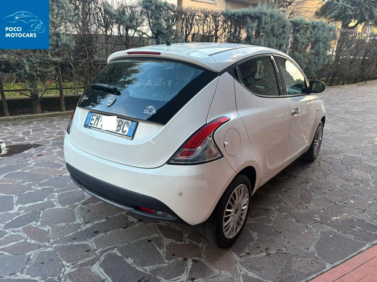 Lancia Ypsilon 1.2 69 CV 5 porte S&S Silver