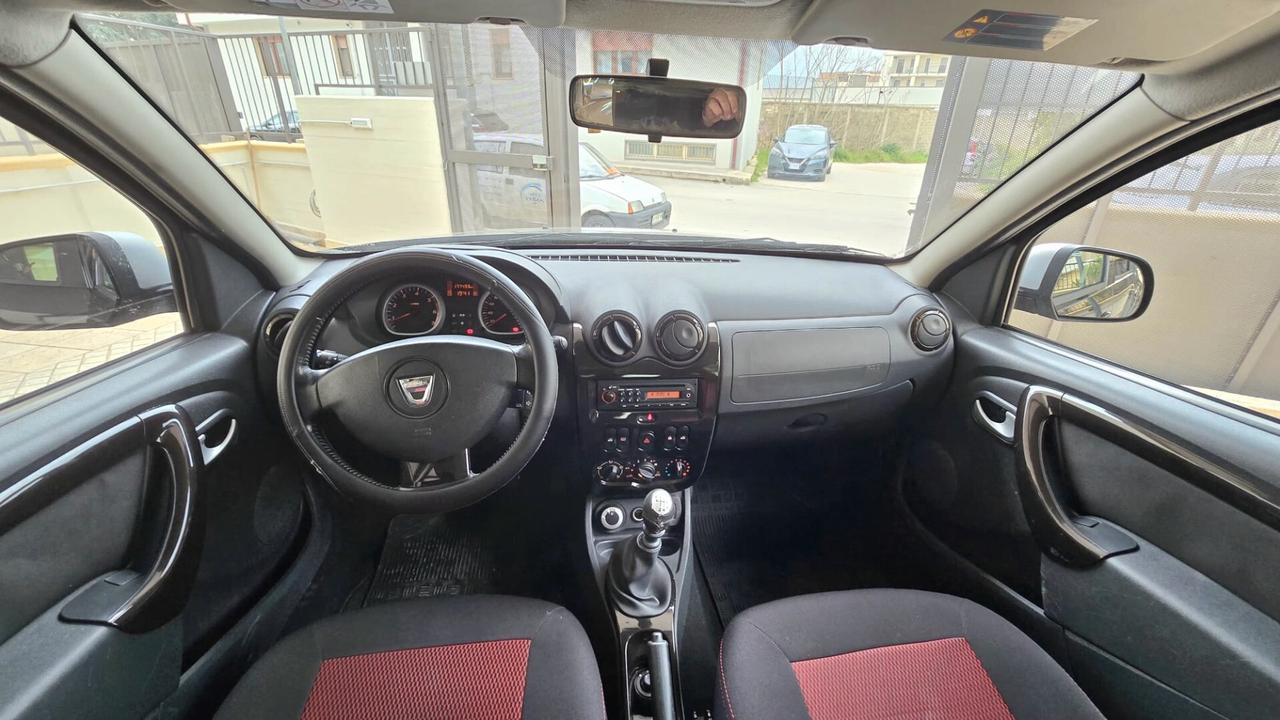 DACIA DUSTER 1.5 dci 110cv LAUREATE 4x4