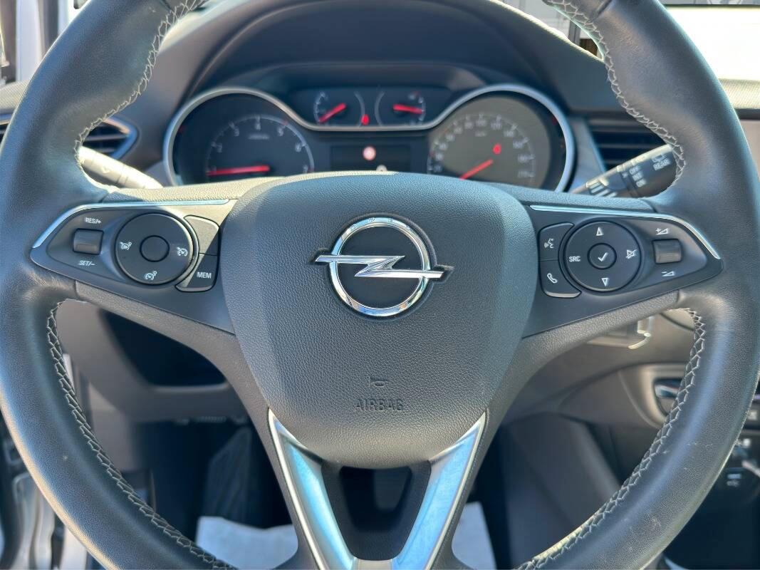 Opel Crossland 1.2 Elegance s&s 110cv con Telecam e CarPlay
