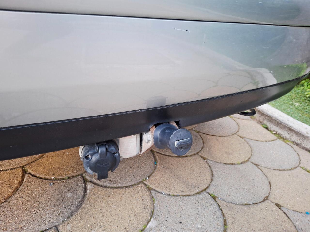 Volkswagen Bora 1.9 TDI/130 CV +Gancio+Carrello