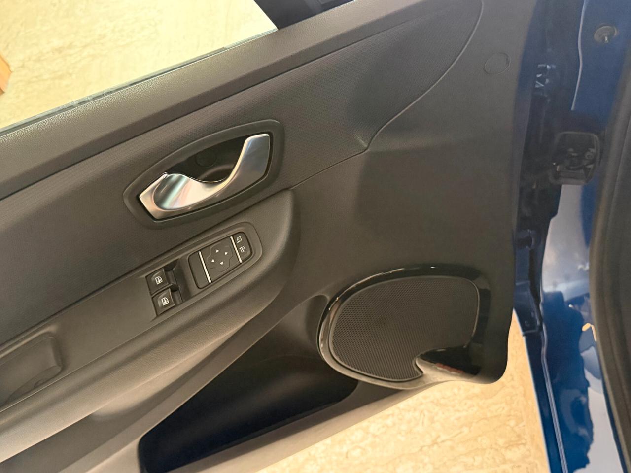 Renault Clio 1.5 DCI 90 cv. BUSINESS (Nav)