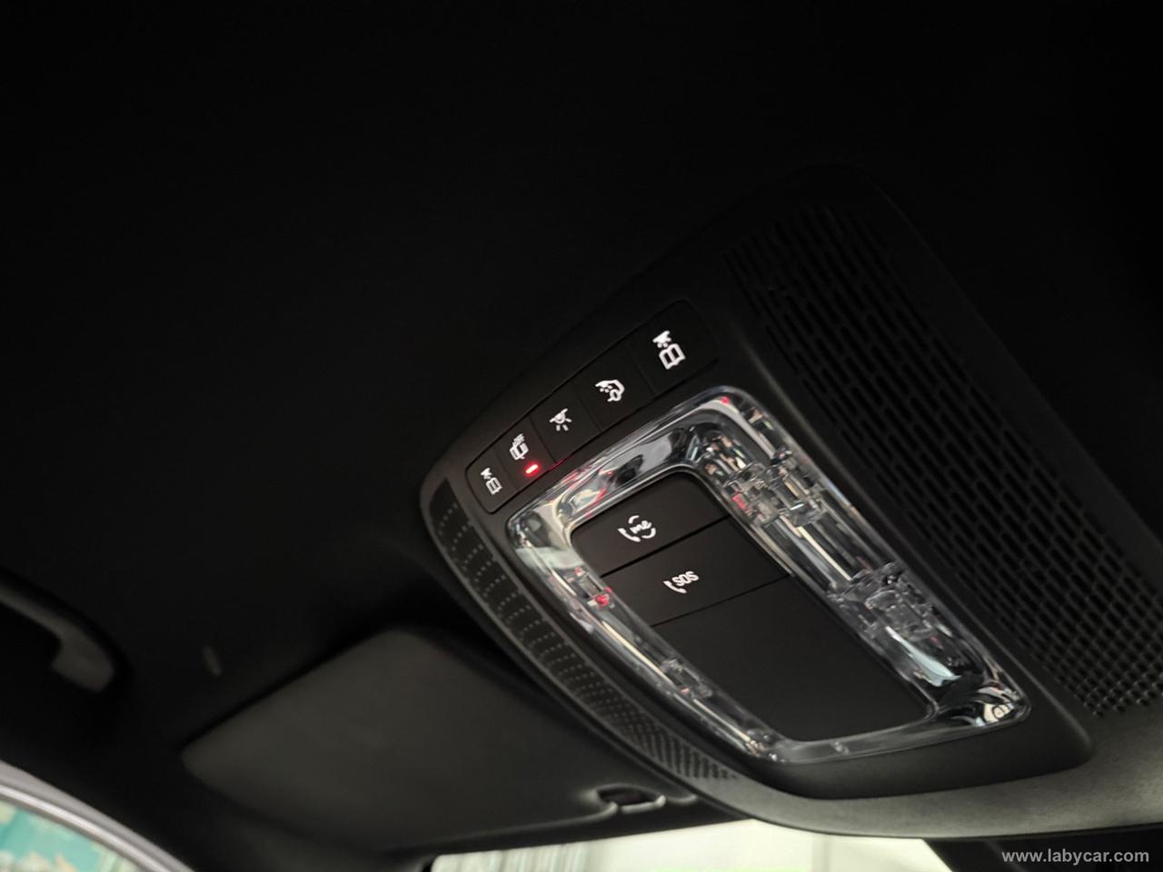 MERCEDES-BENZ GLA 200 d Automatic Sport FARI FULL LED - CARPLAY