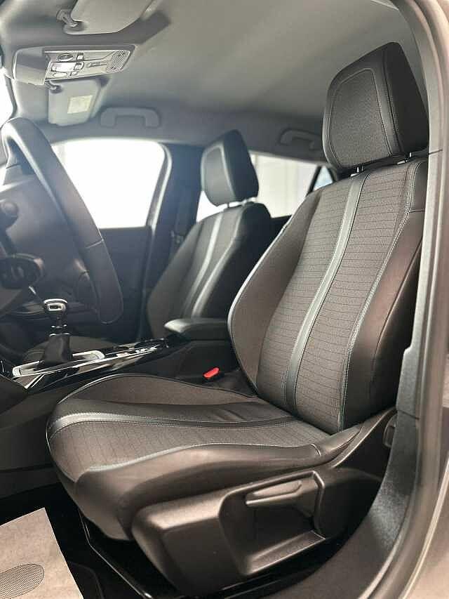 Peugeot 2008 PureTech 130 S&S Allure