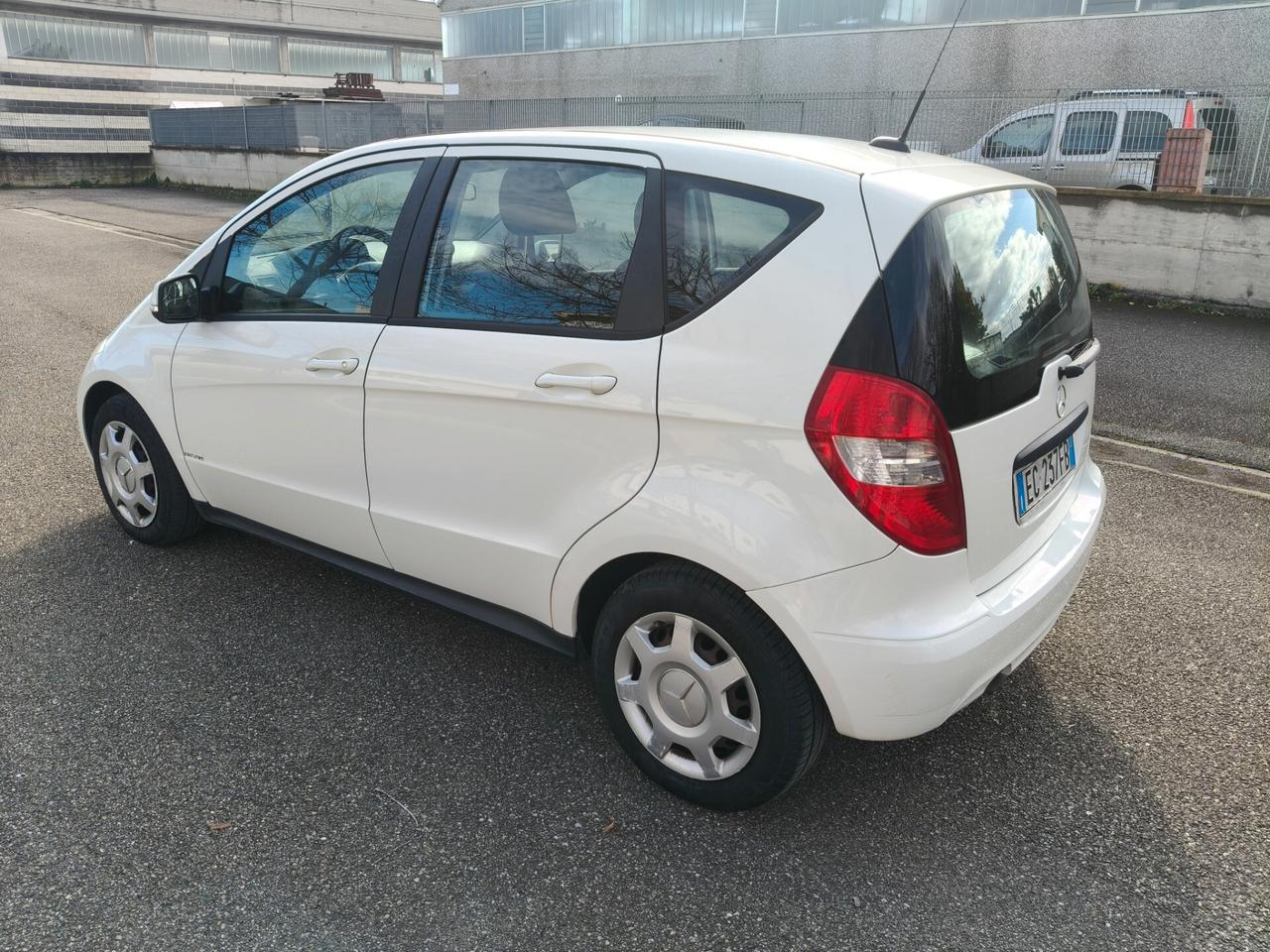 Mercedes classe A 160 SOLAMENTE 83.000 KM