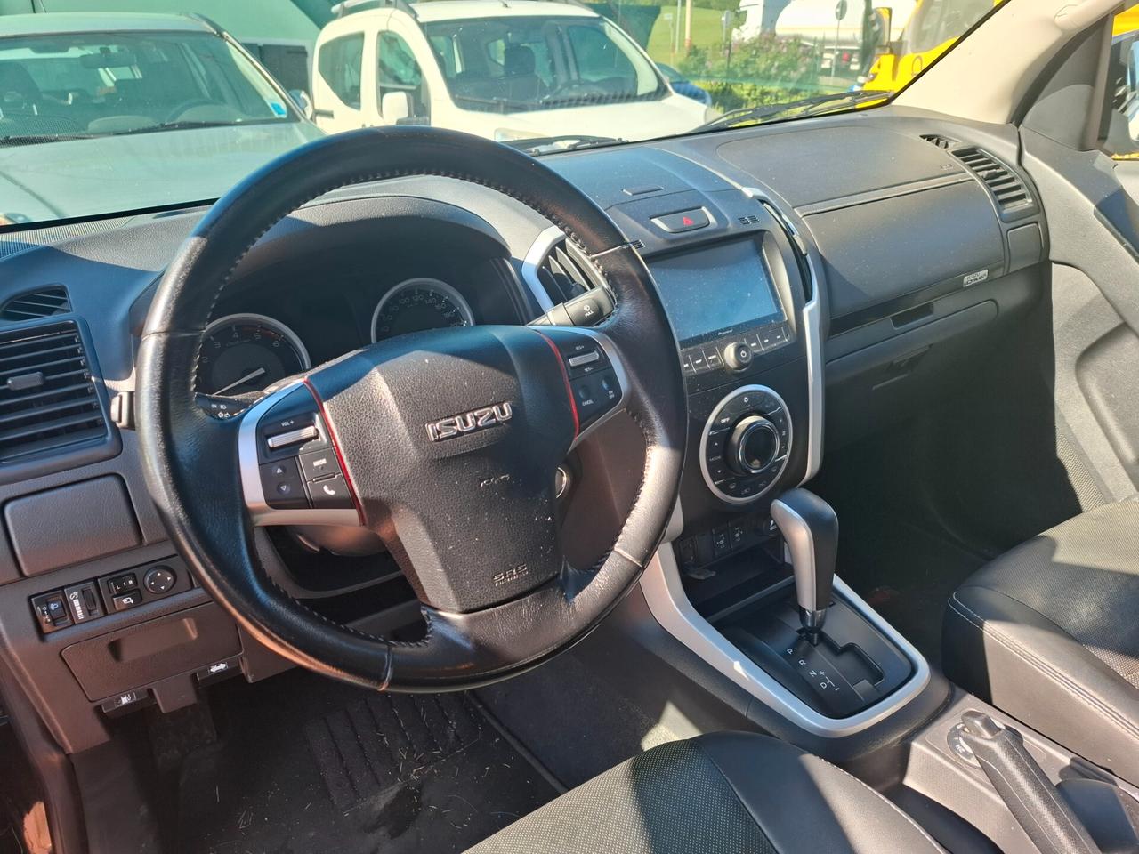 Isuzu D-max pick up 4x4 superacessoriato