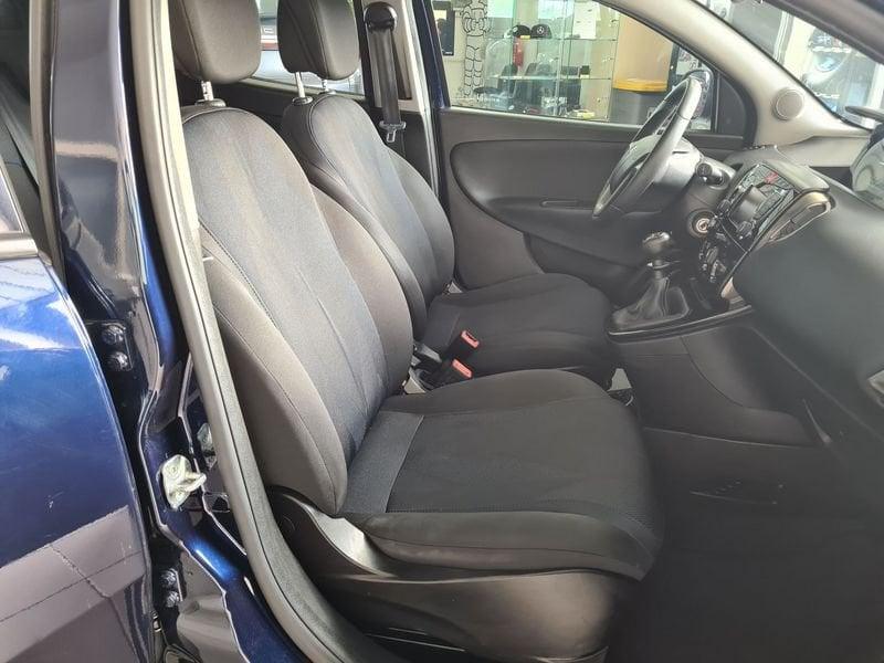 Lancia Ypsilon 1.2 69cv Platinum