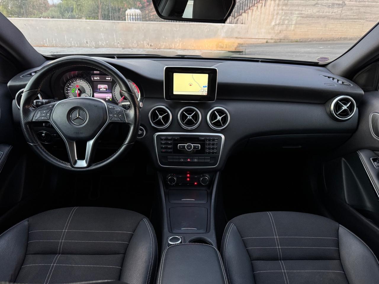 Mercedes Classe A 180 d CAMBIO AUTOMATICO