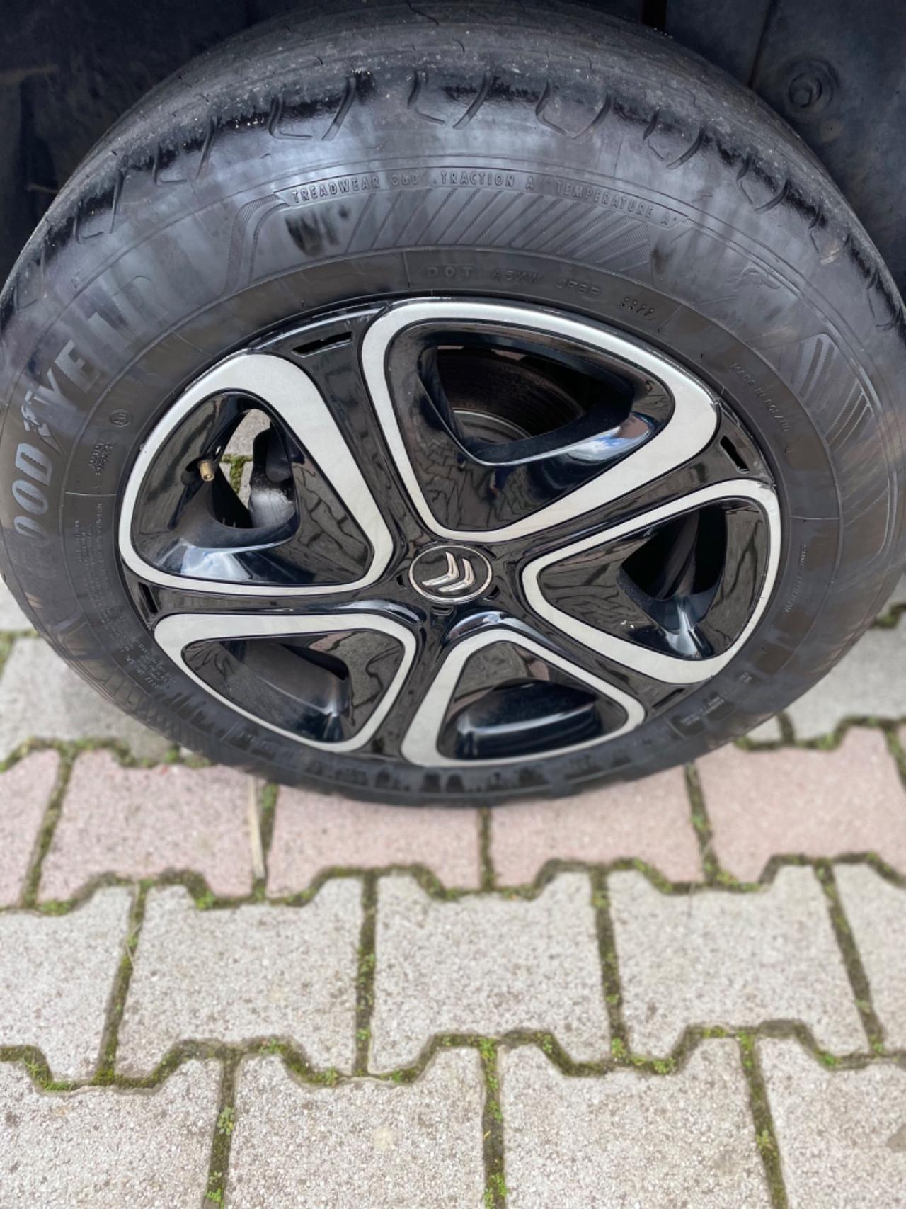 Citroen C3 Aircross PureTech 82 Shine