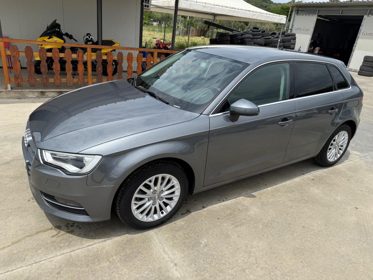 Audi A3 1.6 TDI clean diesel S tronic Attraction