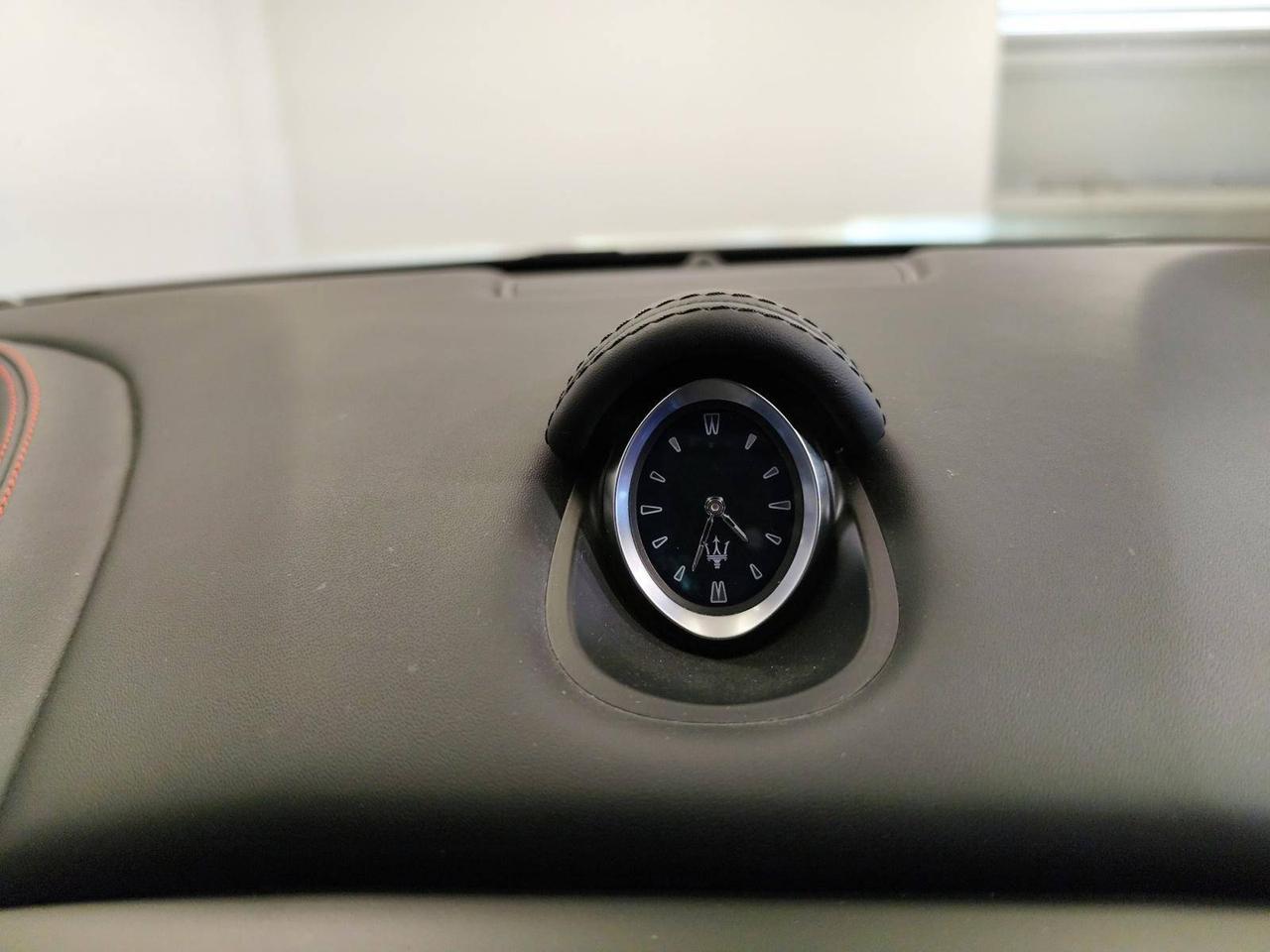 Maserati Ghibli Gransport 330cv