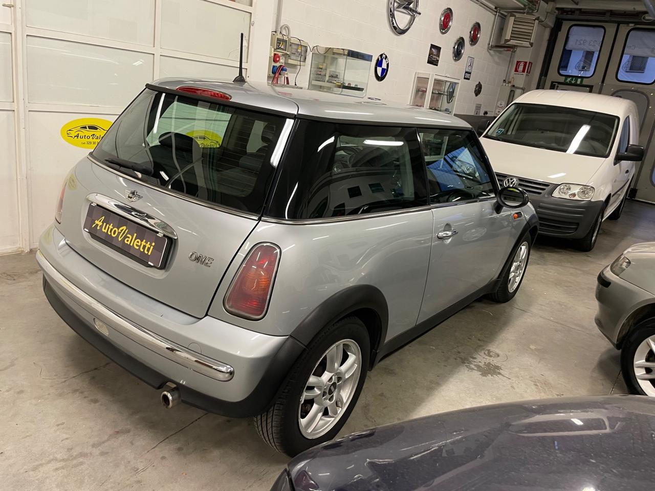 Mini 1.6 16V One de luxe NEOPATENTATI