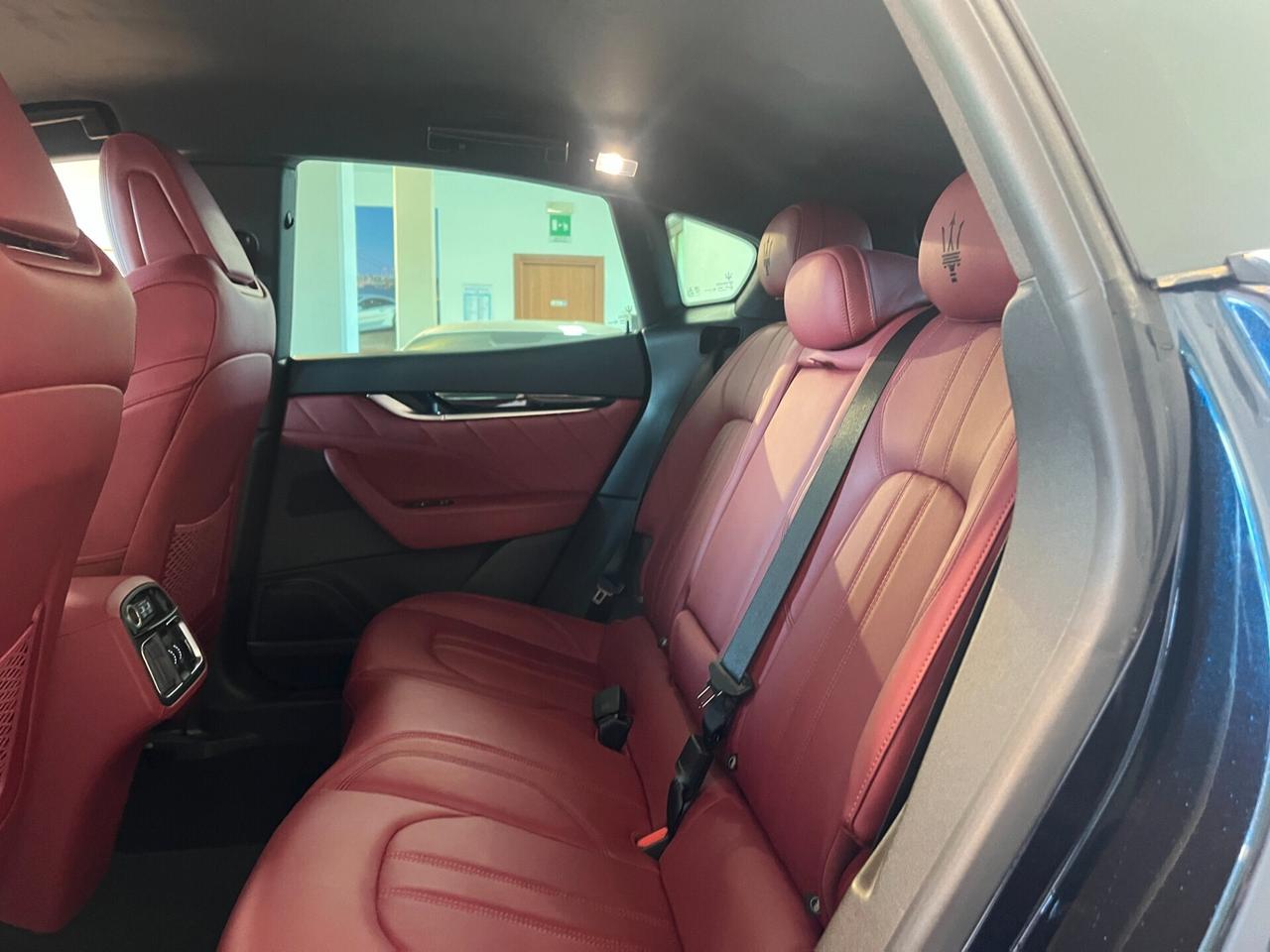 Maserati Levante V6 430 CV AWD Modena S BLU NOBILE